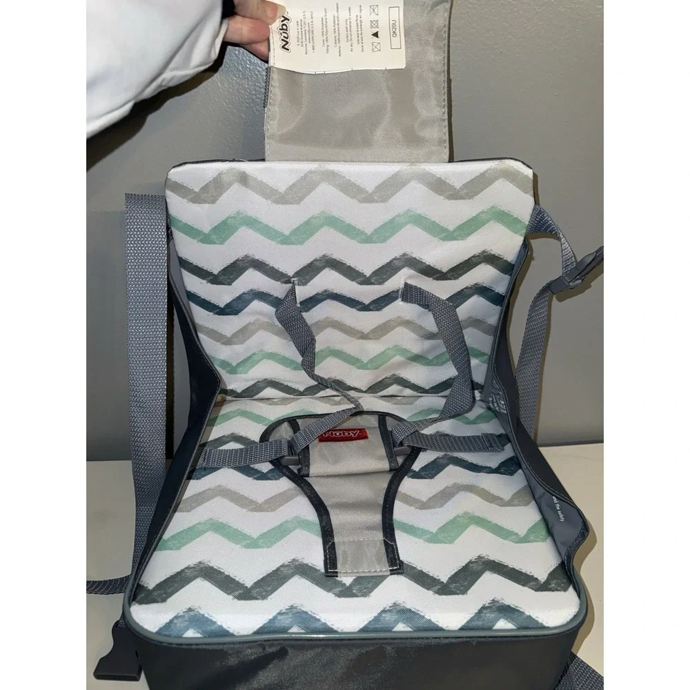 Nuby Easy Go Travel Booster Seat Portable High Chair Gray Chevron 35lb NWOT